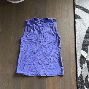 Lululemon Sleeveless Purple Crewneck Tank workout Top - Women